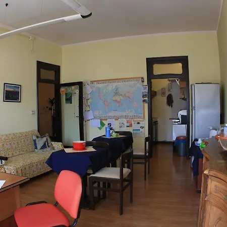 Rooms2rent Bed & Breakfast *