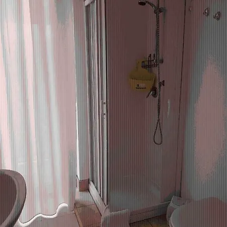 Rooms2rent Bed & Breakfast