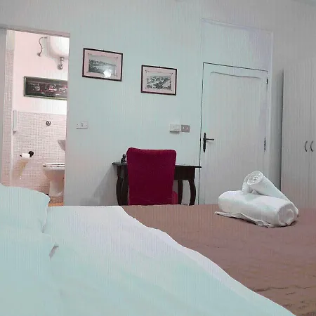 Rooms2rent *