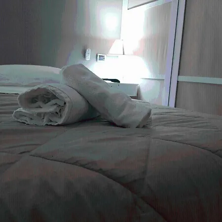 Bed & Breakfast Rooms2rent *
