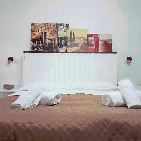 Bed & Breakfast Rooms2rent *