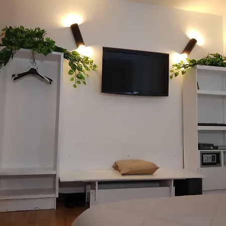 Rooms2rent Bed & Breakfast